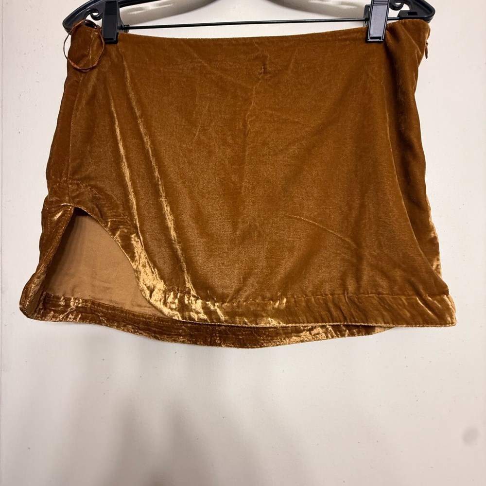 Free People Velvet Mini Skirt – Bronze / Golden Brown | Boho Chic